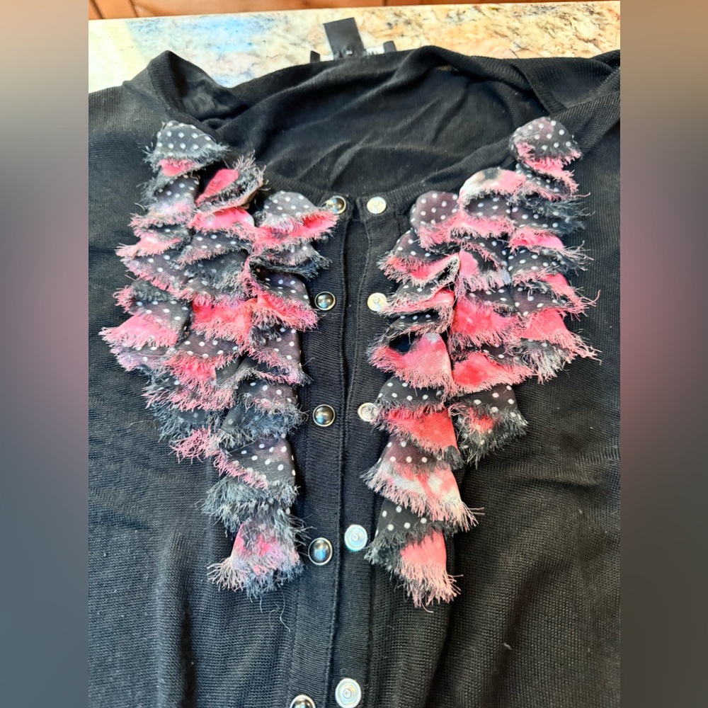 Like new/ White House Black Market sweater - Picture 9 of 10